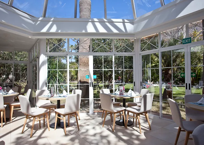 Bahia De Alcudia Hotel & Spa